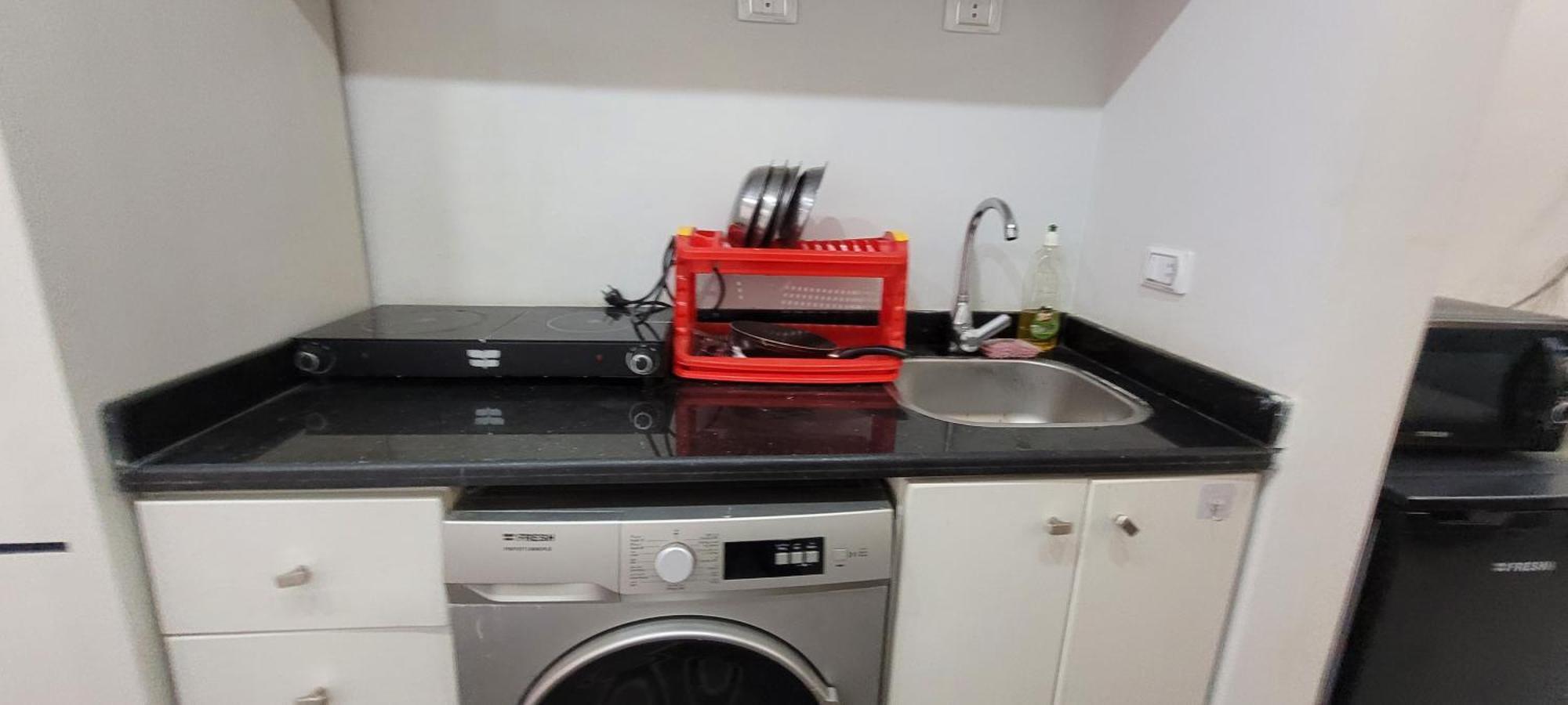 10 Steps From And Heart, Furnished With Modern Kitchenette